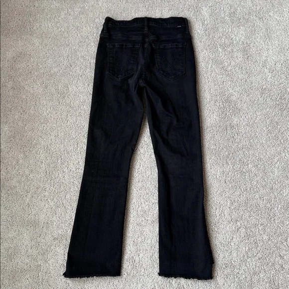 MOTHER The Insider Crop Step Fray JeansSize 25Color Not Guilty